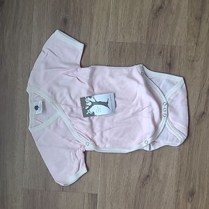 New - Kate Quinn Organics 12-18m kimono onesie